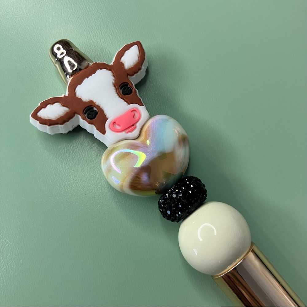 Cute Cow Handmade Beaded Pen with Heart Design - Picture 2 of 6